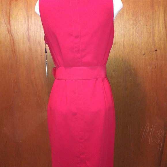 Dress - Picture 7 of 7